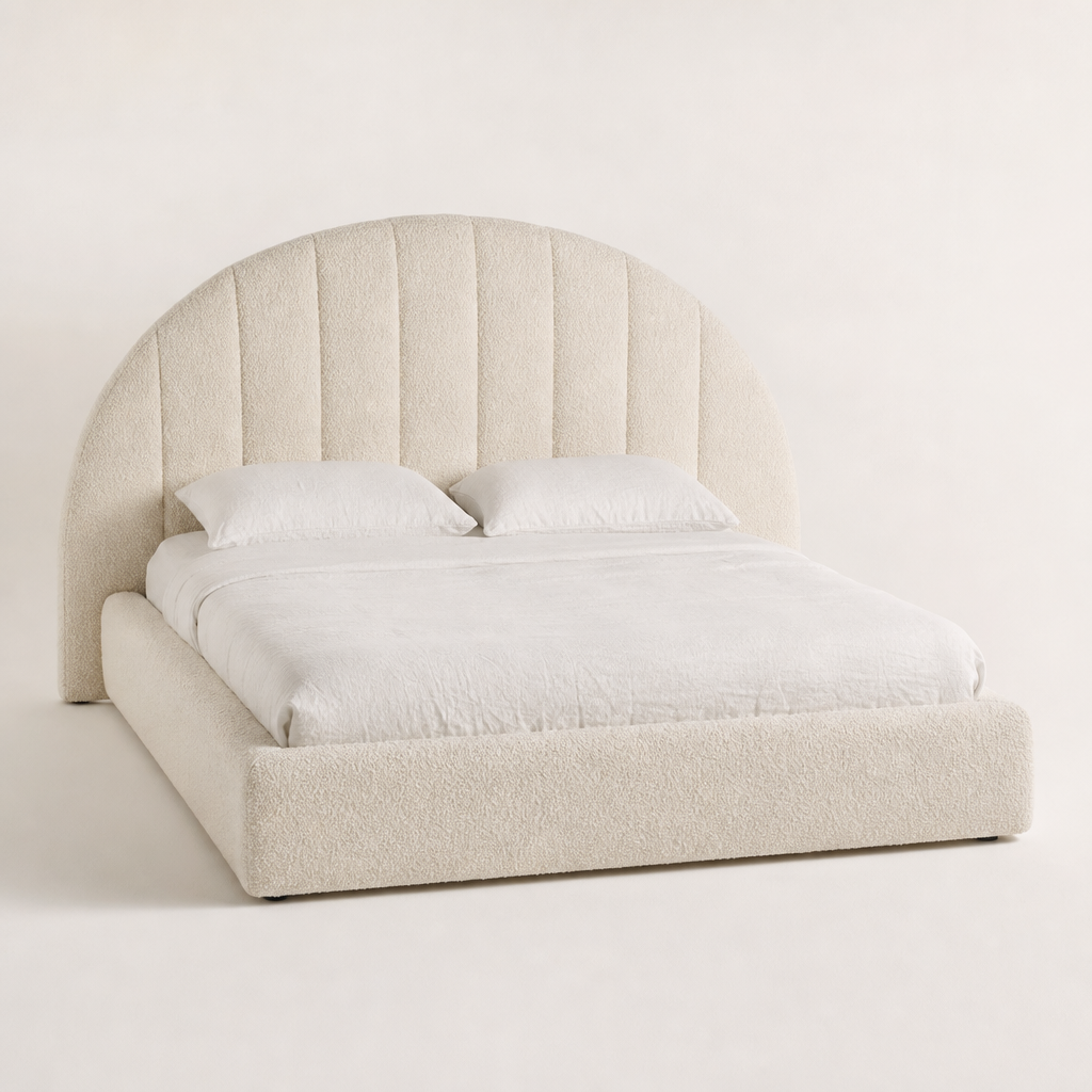 Lit Vavin 160x200 avec tête de lit arrondie capitonnée en bouclette écru — Maison Mansarde